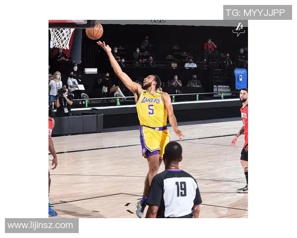 湖人对决火箭精彩回顾九月十日的激烈比赛分析与亮点总结