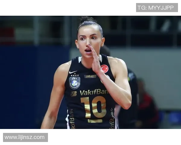 女排巅峰对决瓦基弗银行迎战费内巴切争夺冠军荣耀