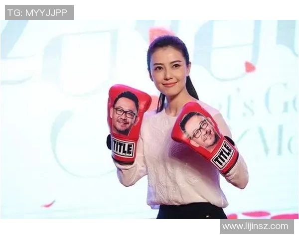 格拉兹科夫与查勒斯马丁拳击对决精彩回顾与赛后分析视频分享